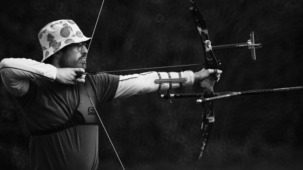 Archer holding a bow — high FOC builds also apply to short crossbow bolts